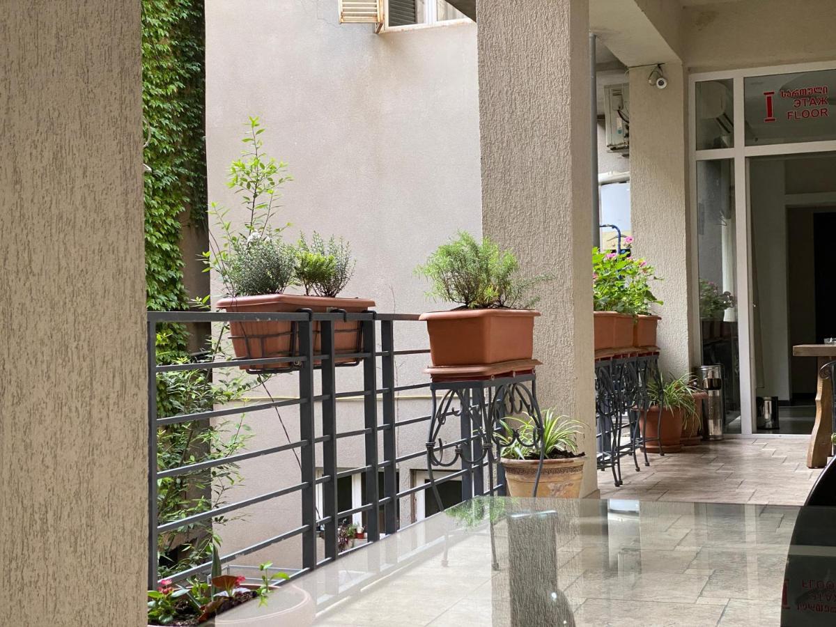 Hotel Blissdom Tbilisi Eksteriør billede